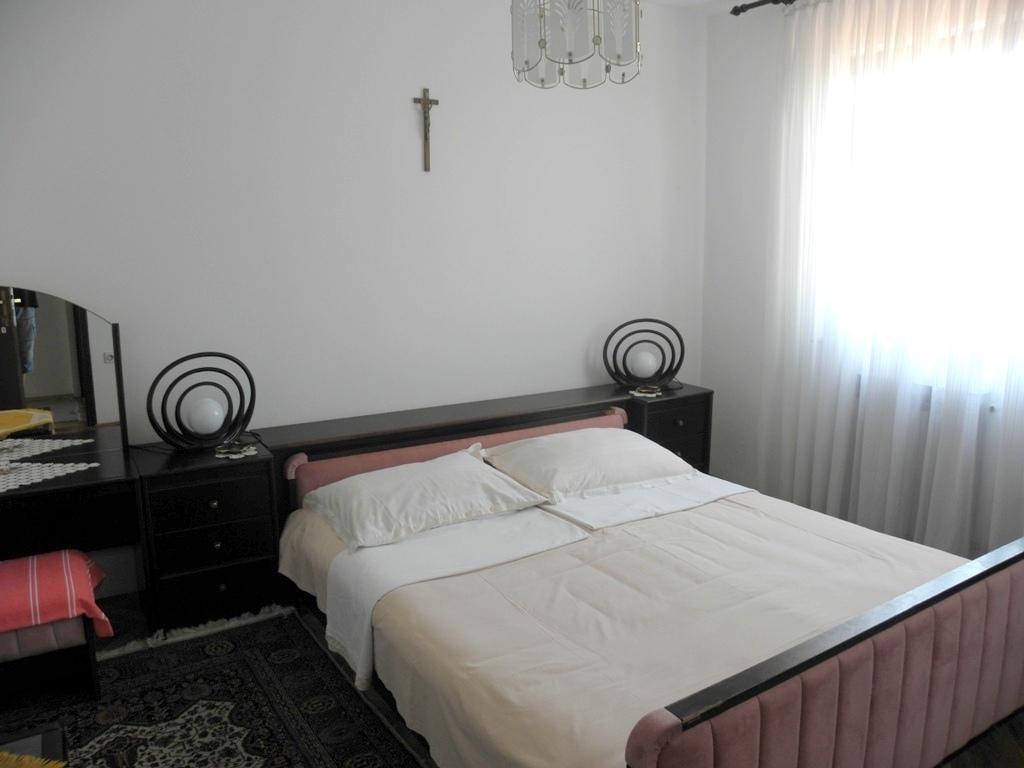 Holiday Home Vjeka Rab Town Pokoj fotografie